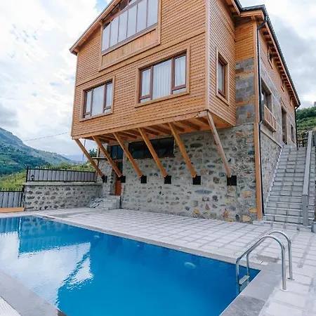 Villa Ispela With Pool Trabzon